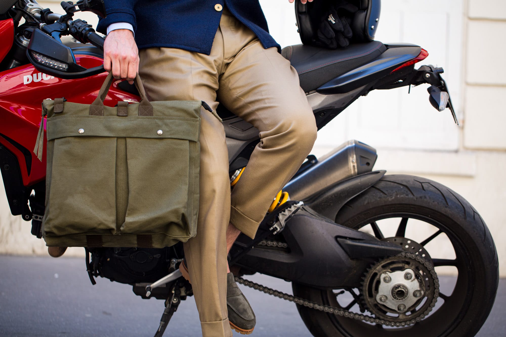 Maverick Helmet Bag - Cotton canvas bag - Military Green – Joseph