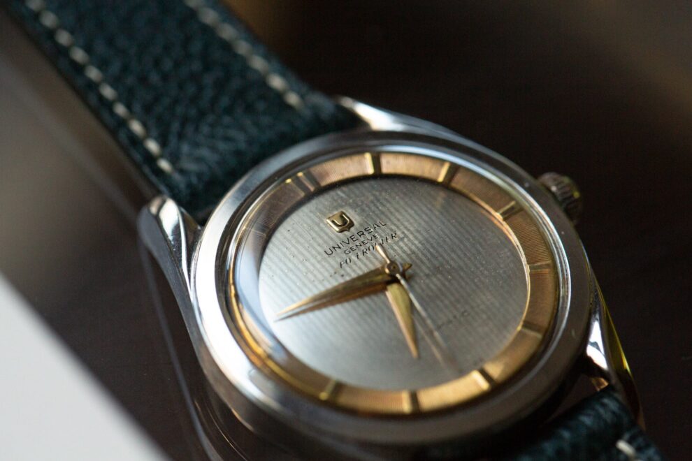 Focus On Universal Geneve Polerouter Jet with straight lugs