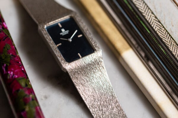 UNIVERSAL GENEVE DEUX AIGUILLES