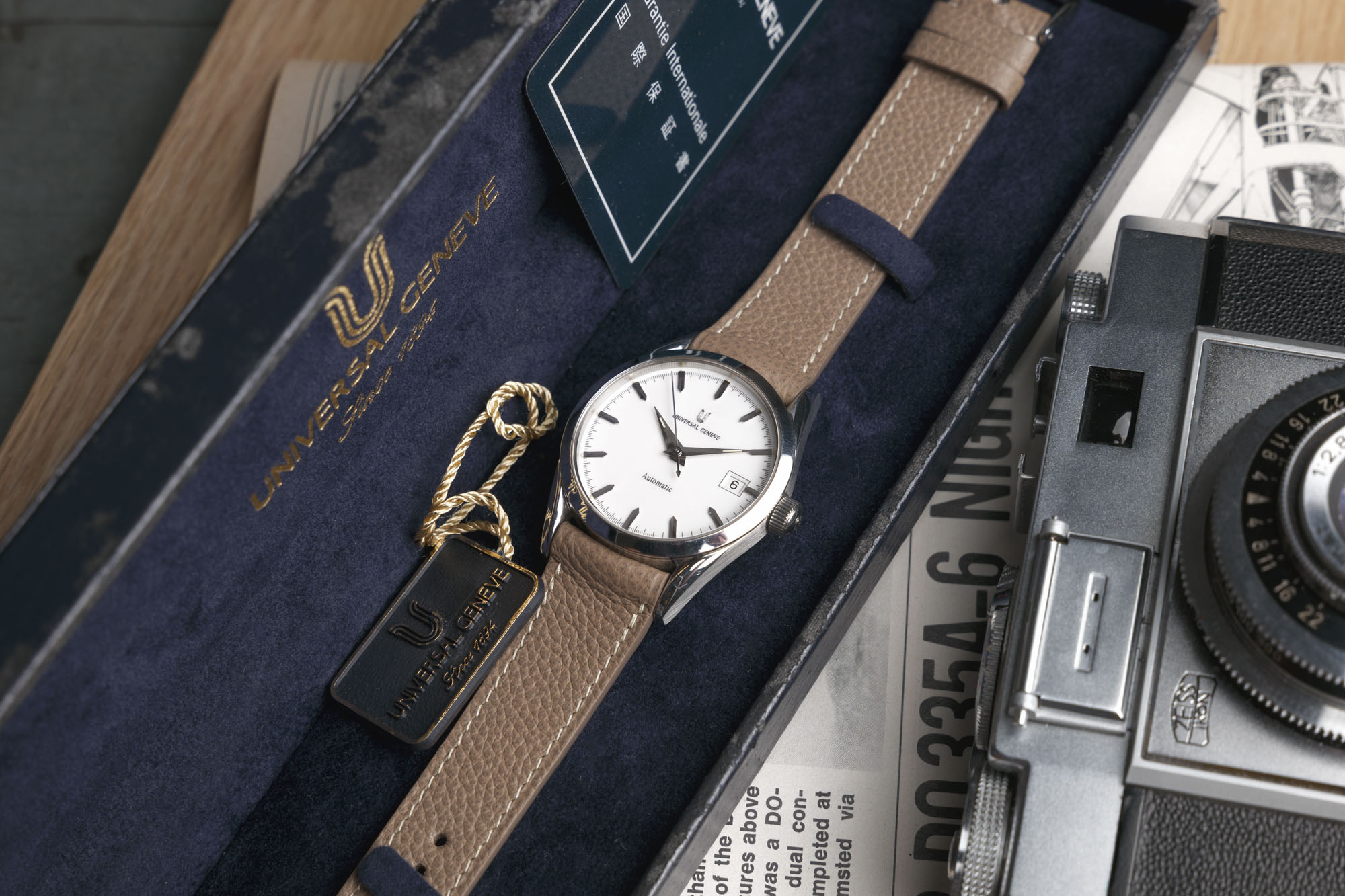 universal-geneve-automatic-