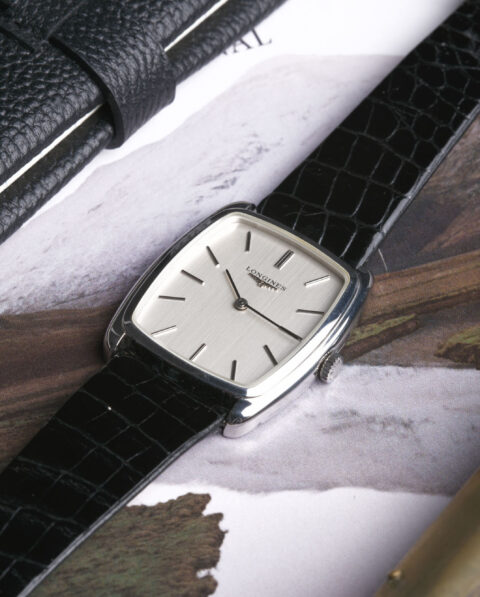 LONGINES DE FORME TONNEAU